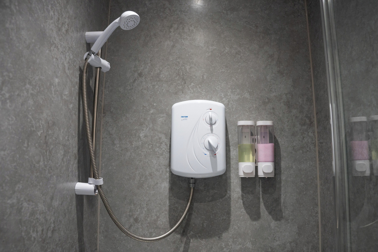 Bathroom 3, The Breckfield Hotel, Sefton