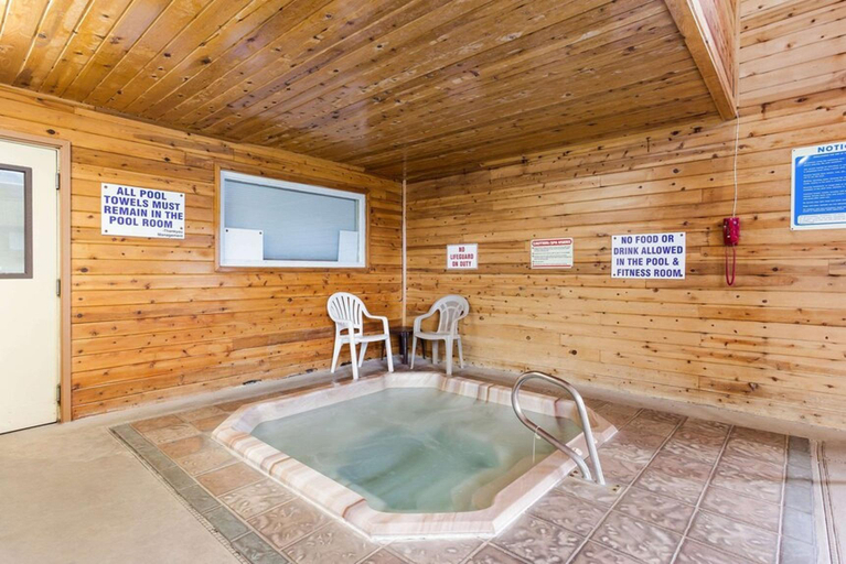 2, Urban Inn & Suites, Ada