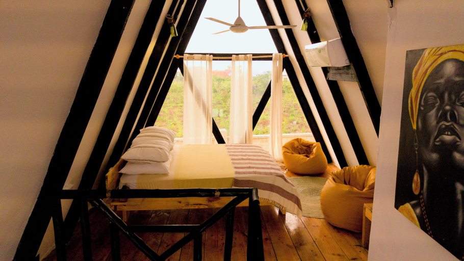 Room 5, leoglampingznz, Kaskazini 'A'