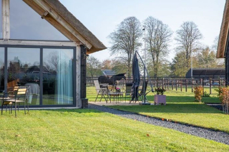 Others 2, Holiday Home in Alphen-chaam With Terrace, Alphen-Chaam
