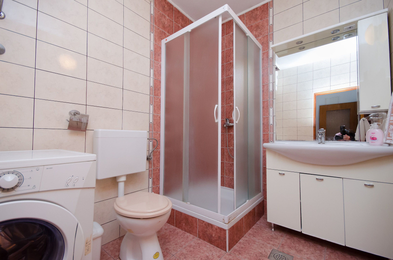 Bathroom, Apartment Marica, Lopar/Supetarska Draga