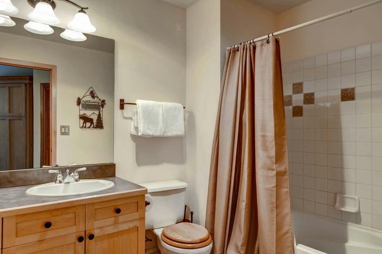 Bathroom 4, River Run Village by Keystone Resort, Summit