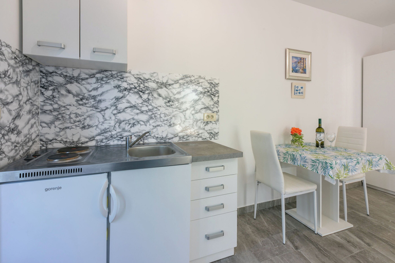 Others 2, Apartment Nada, Lopar/Supetarska Draga