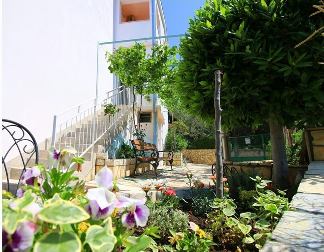 Exterior & Views, Apartments Anita i Visnja, Rogoznica