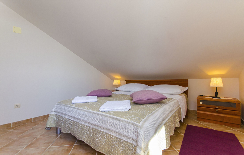 Bedroom 3, Apartment Lavanda, Rogoznica