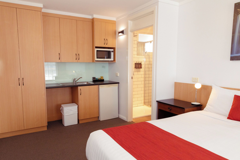 Bedroom 3, Barclay Motor Inn, Devonport