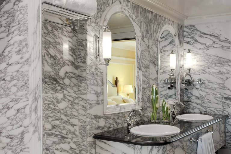 Bathroom 5, The Regency Hotel, Kuwait, Salmiya