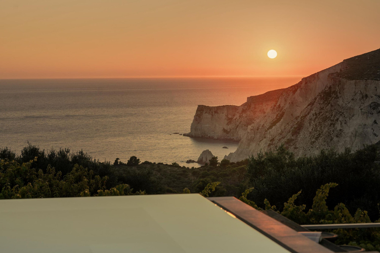 Room 2, Arca Villa - Enchanting Sunset!, Ionian Islands