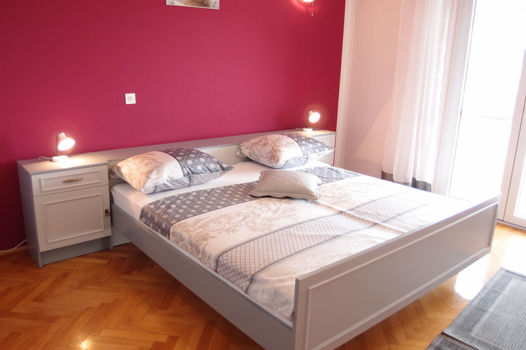 Others 5, Apartments Mira, Trogir