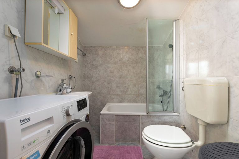 Bathroom 4, Apartments Josip, Labin
