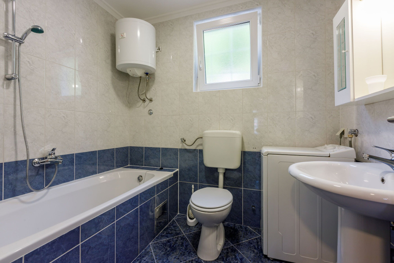 Bathroom, Apartments Arijana, Crikvenica