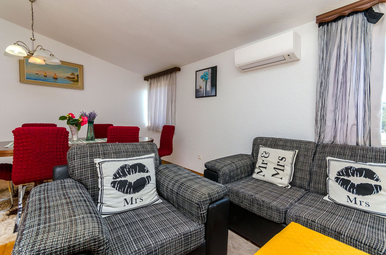 Others 5, Apartments Vlado, Trogir