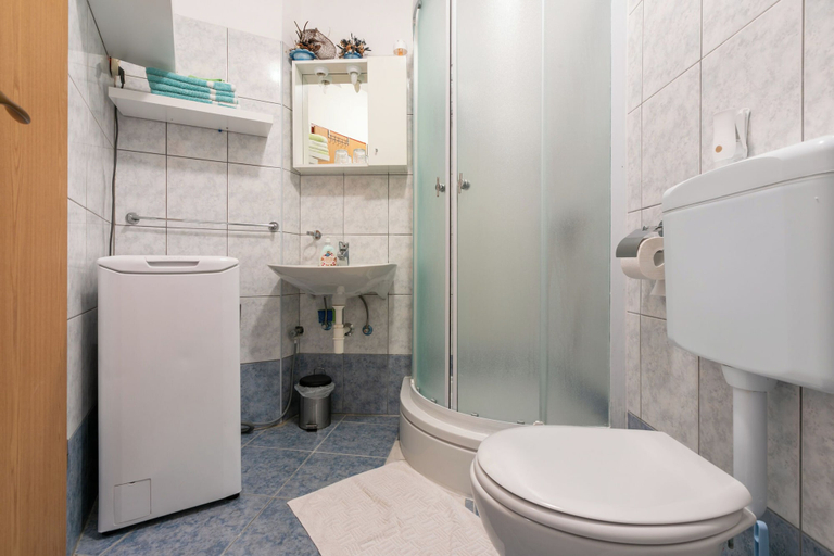 Bathroom 3, Apartments Armando, Fažana