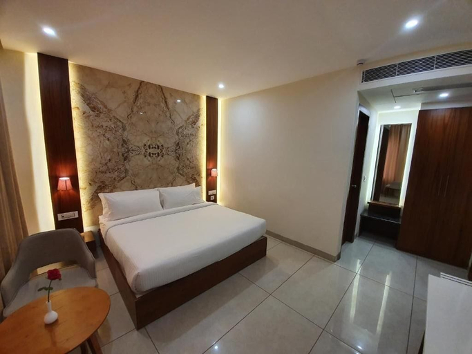 Bedroom 2, Hotel Trenor., Sahibzada Ajit Singh Nagar
