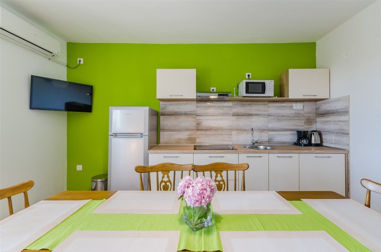 Others 4, Apartments Rajna, Crikvenica