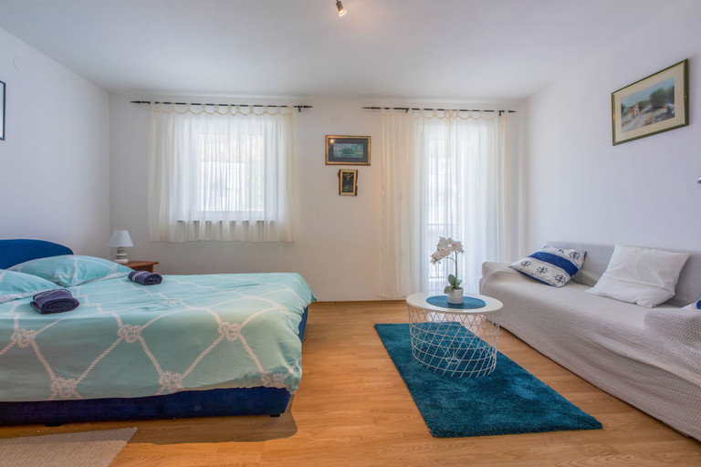 Bedroom 4, Apartments Stivic, Crikvenica