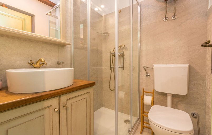 Bathroom 2, Villa Calandra, Pakoštane