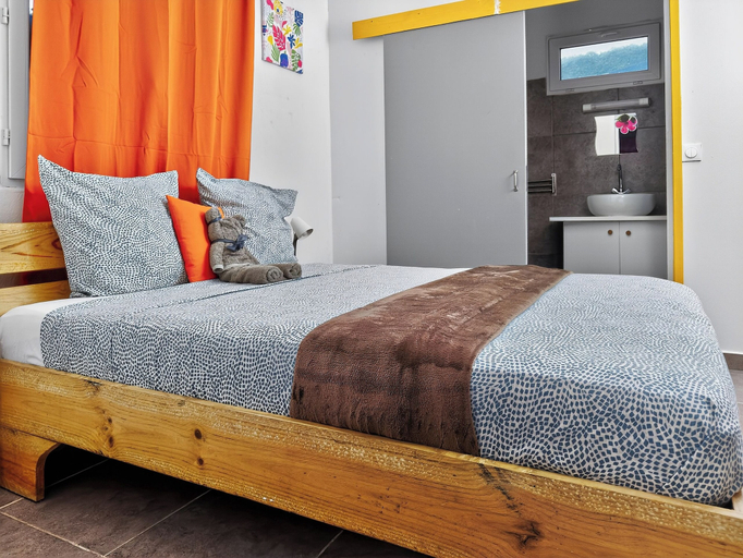 Room 4, TERAKOTA Village Créole jacuzzis-plage, Deshaies