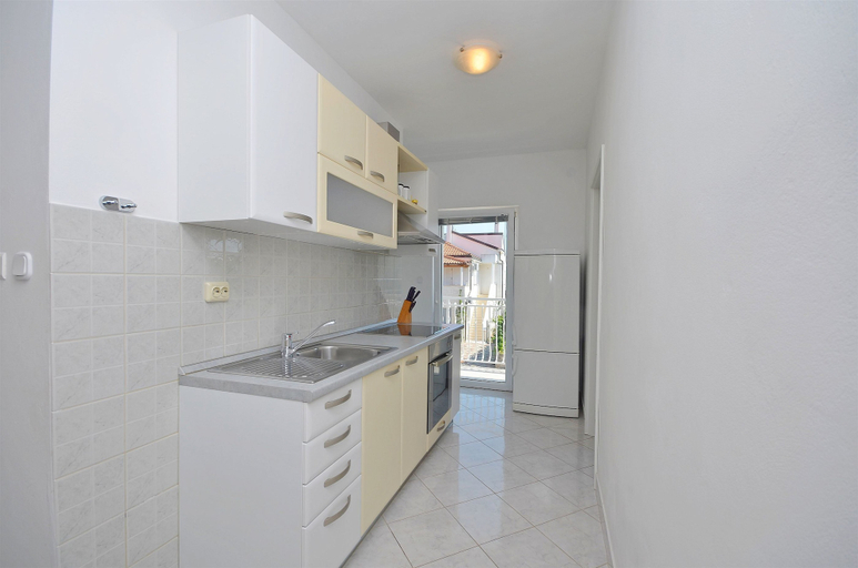 Others 3, Apartments Sime, Vodice