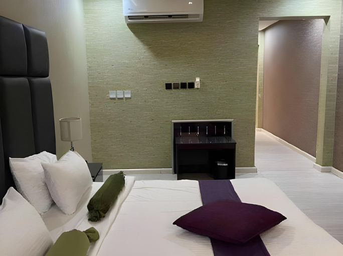 Bedroom 2, Nawah Al Azizia Hotel , Al Madinah Al Munawwarah