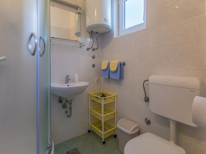 Bathroom 4, Apartments Maro, Crikvenica