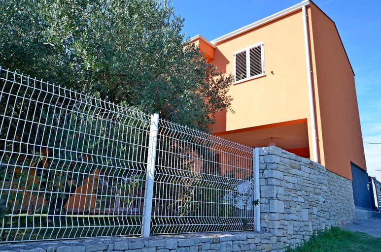 Exterior & Views 2, Apartments Petra Near Beach, Pula