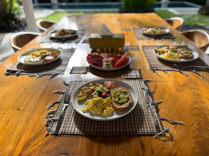 Food & Drinks 4, Villa Anema Umalas, Badung