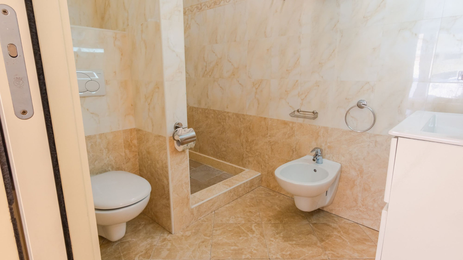 Bathroom 5, Relais du Lac Village - Italian Homing, Brescia
