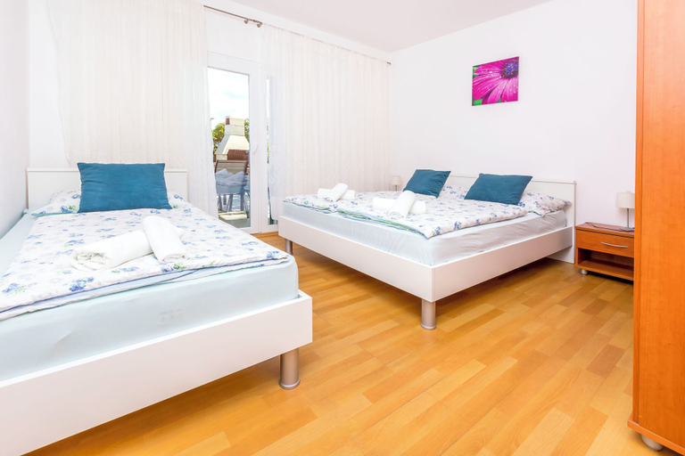 Bedroom 3, Apartments Olivera, Rogoznica