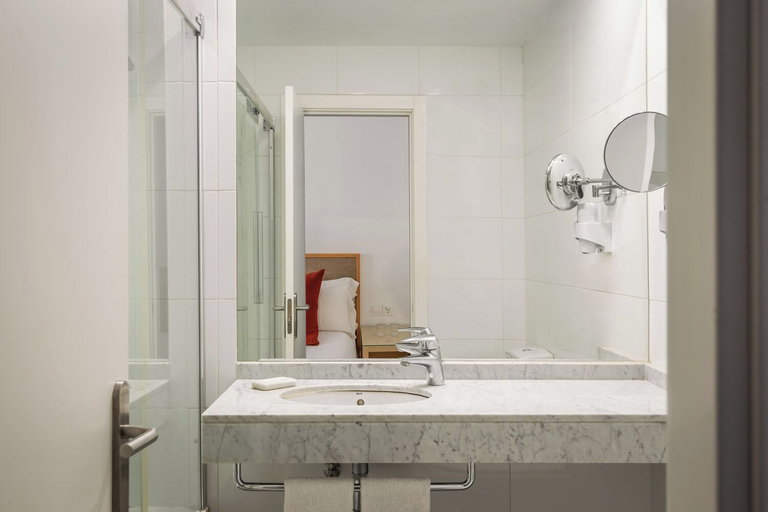 Bathroom 4, BYPILLOW Tiento, Cádiz