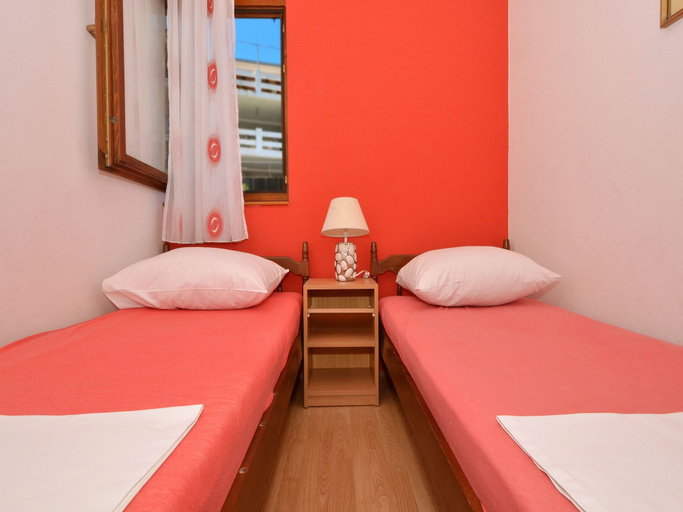 Bedroom 5, Apartments Josipa, Trogir