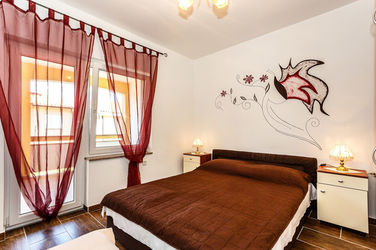 Bedroom 3, Apartments and Rooms Gordana, Malinska-Dubašnica