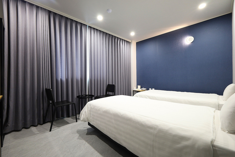 Bedroom 2, Fresia Tourist Hotel, Ganghwa