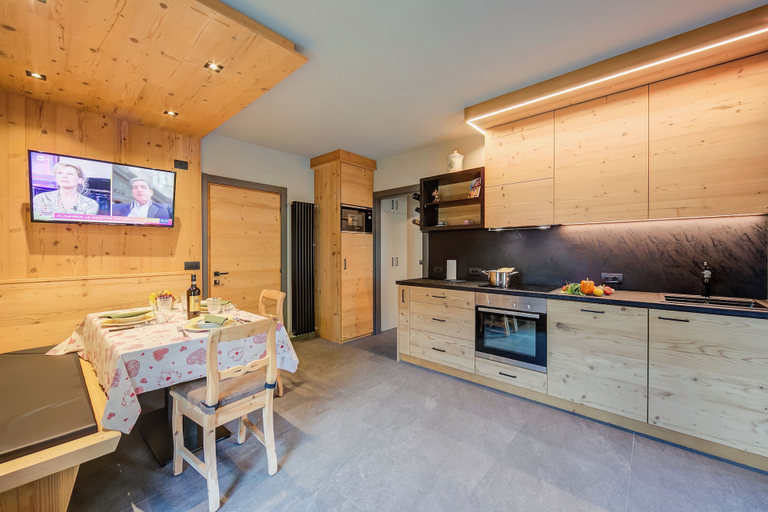 Dining 2, Loredana 2, Sondrio
