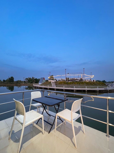 Outdoor dining 2, Prakhun Por-Mae Home&Garden Udonthani, Muang Udon Thani