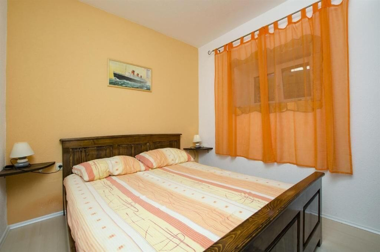 Bedroom 3, Apartments Anita, Trogir