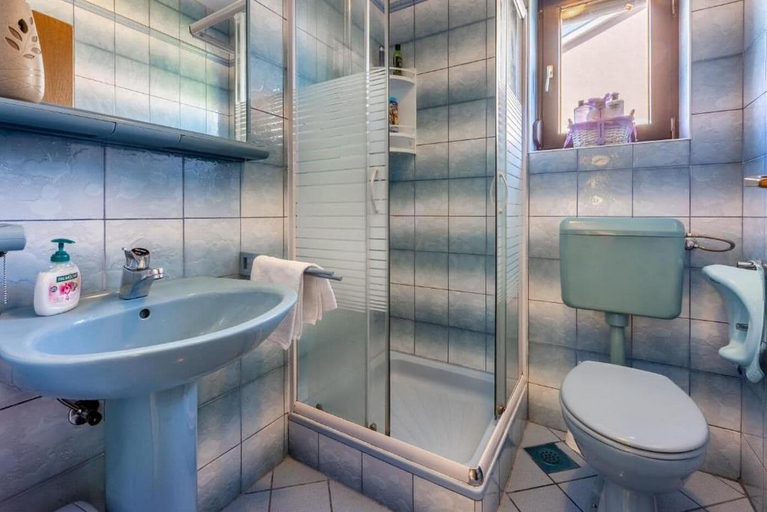 Bathroom, Apartment Klaudia, Crikvenica