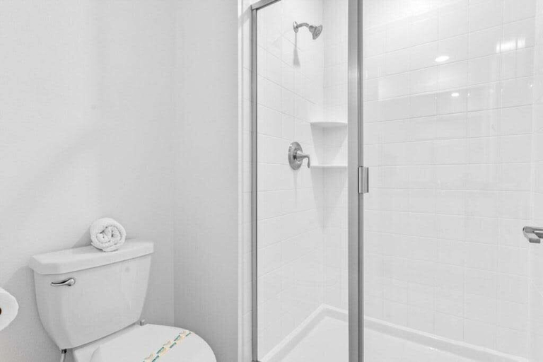 Room 5, 4bd w Pool Amazing Free Resort, Osceola