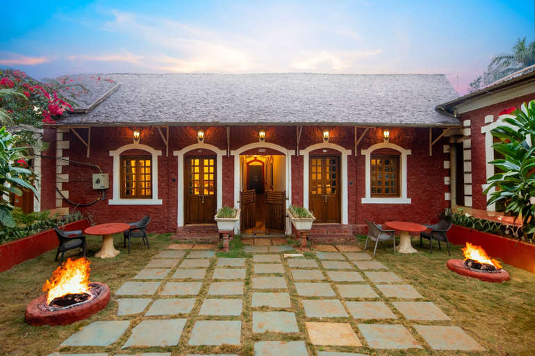 Outdoor dining, Sherbaug Nature Park & Resort, Satara