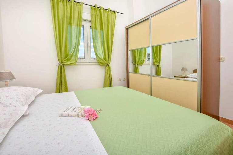 Bedroom 2, Apartments Anka, Rogoznica