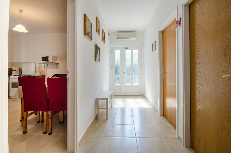 Others 5, Apartment Ivica, Lopar/Supetarska Draga