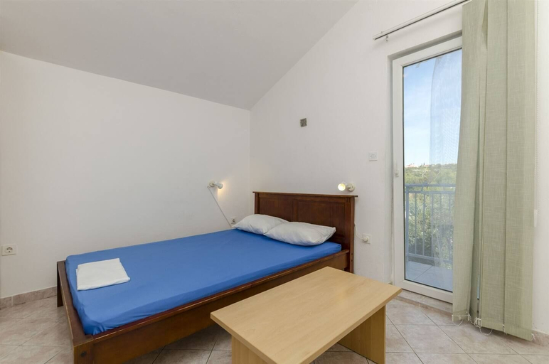 Others 2, Apartments Vinko, Šibenik