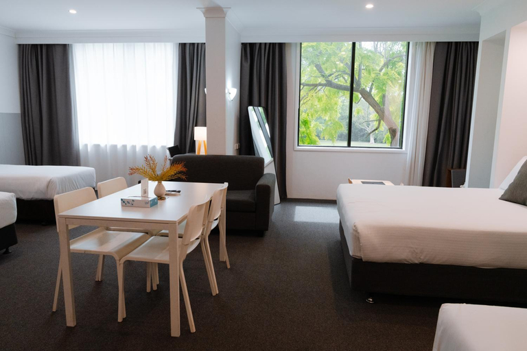 Bedroom 2, The Select Inn Penrith, Penrith - West