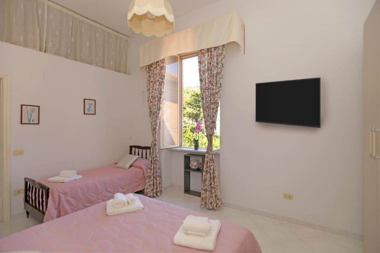 Room 2, Casa Chiarina in Sorrento, Napoli
