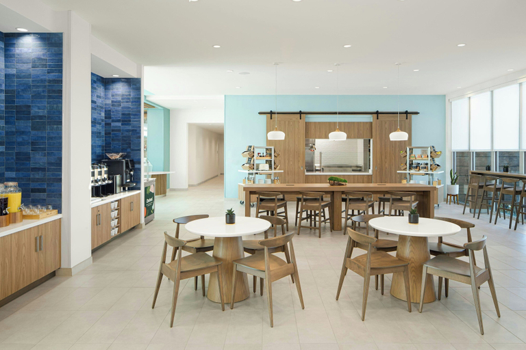 Food & Drinks 4, Element by Marriott Opelika Auburn, Lee