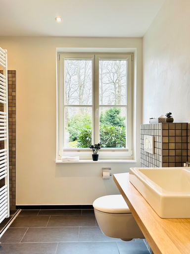 Bathroom 2, green-man Parkapartments, Wolfsburg