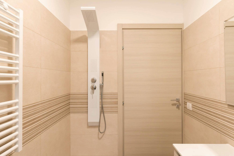 Room 3, Dimora Rosselli - Appartamento 2, Brindisi