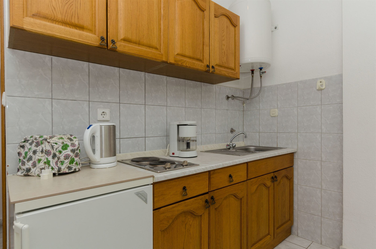 Others 3, Apartments Ljubica, Rogoznica