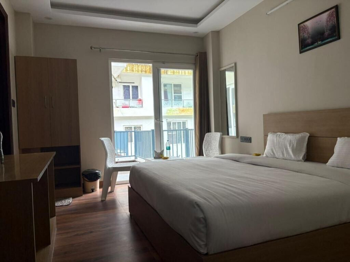 Room 4, Hotel Abline The Oaks, Tehri Garhwal