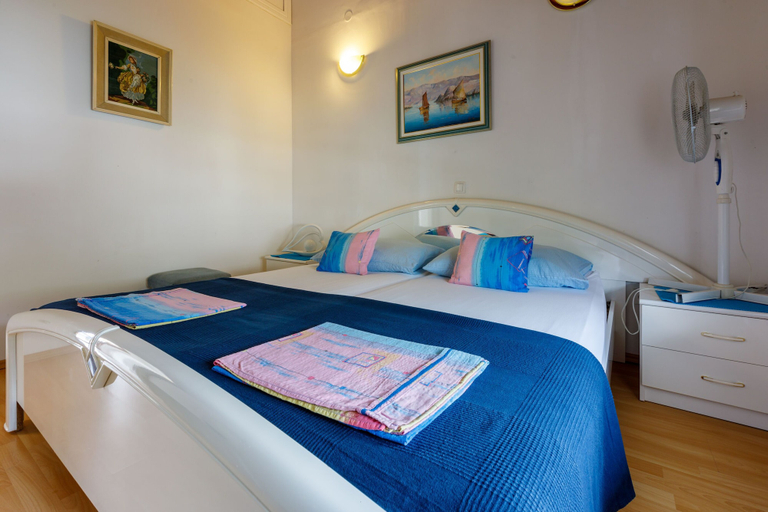 Bedroom 3, Apartments Ledy, Novi Vinodolski